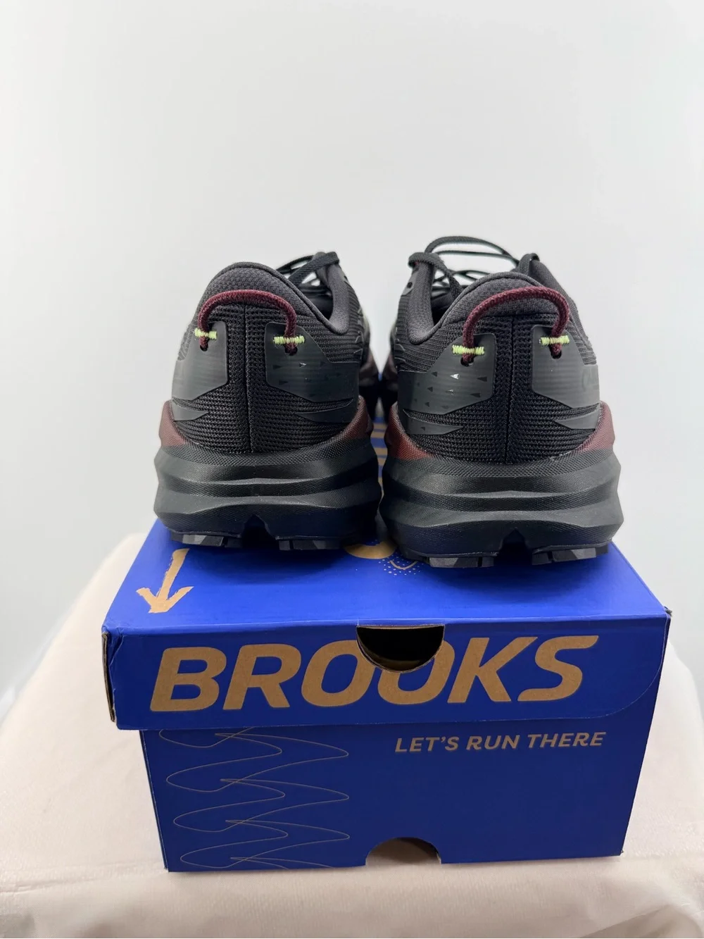 Brooks men trail